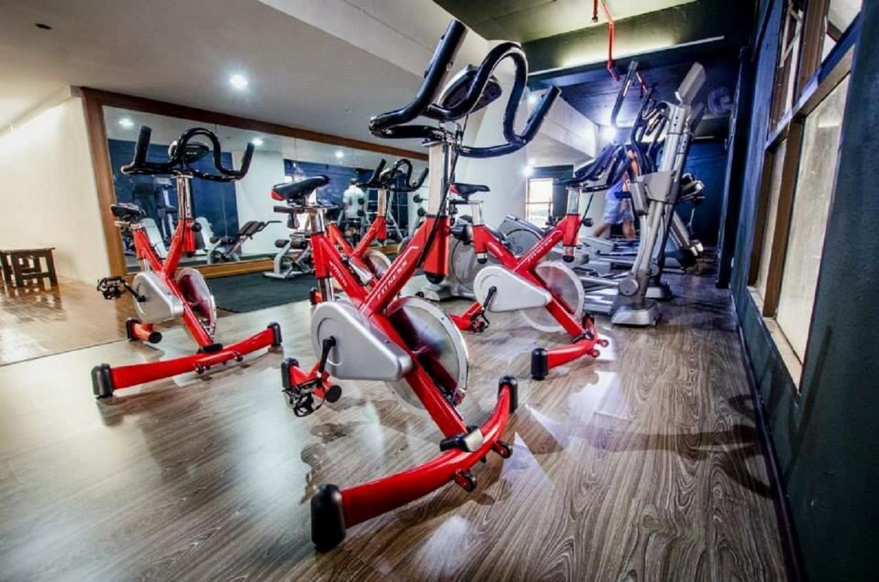 Kingwood Hotel Сібу Екстер'єр фото