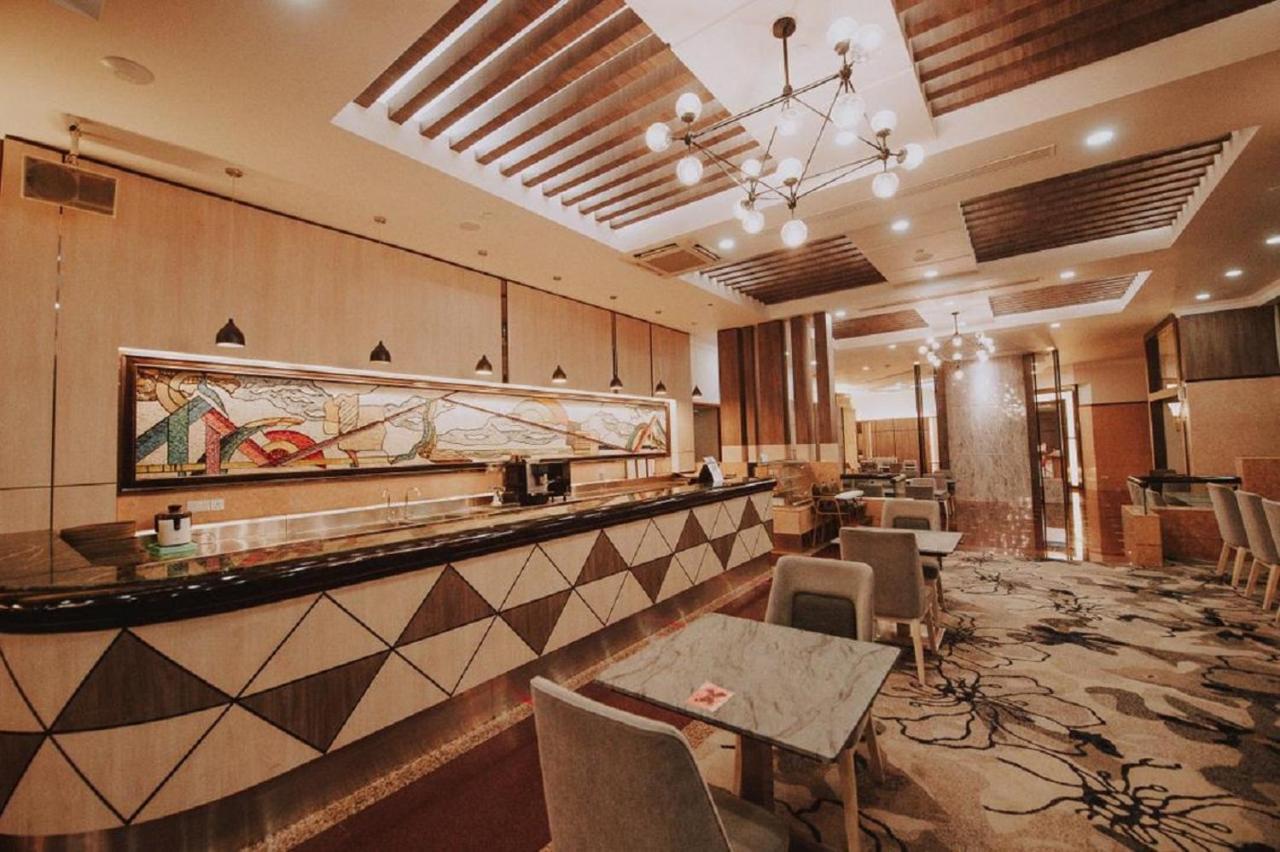 Kingwood Hotel Сібу Екстер'єр фото