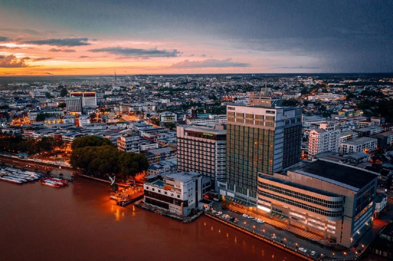 Kingwood Hotel Сібу Екстер'єр фото