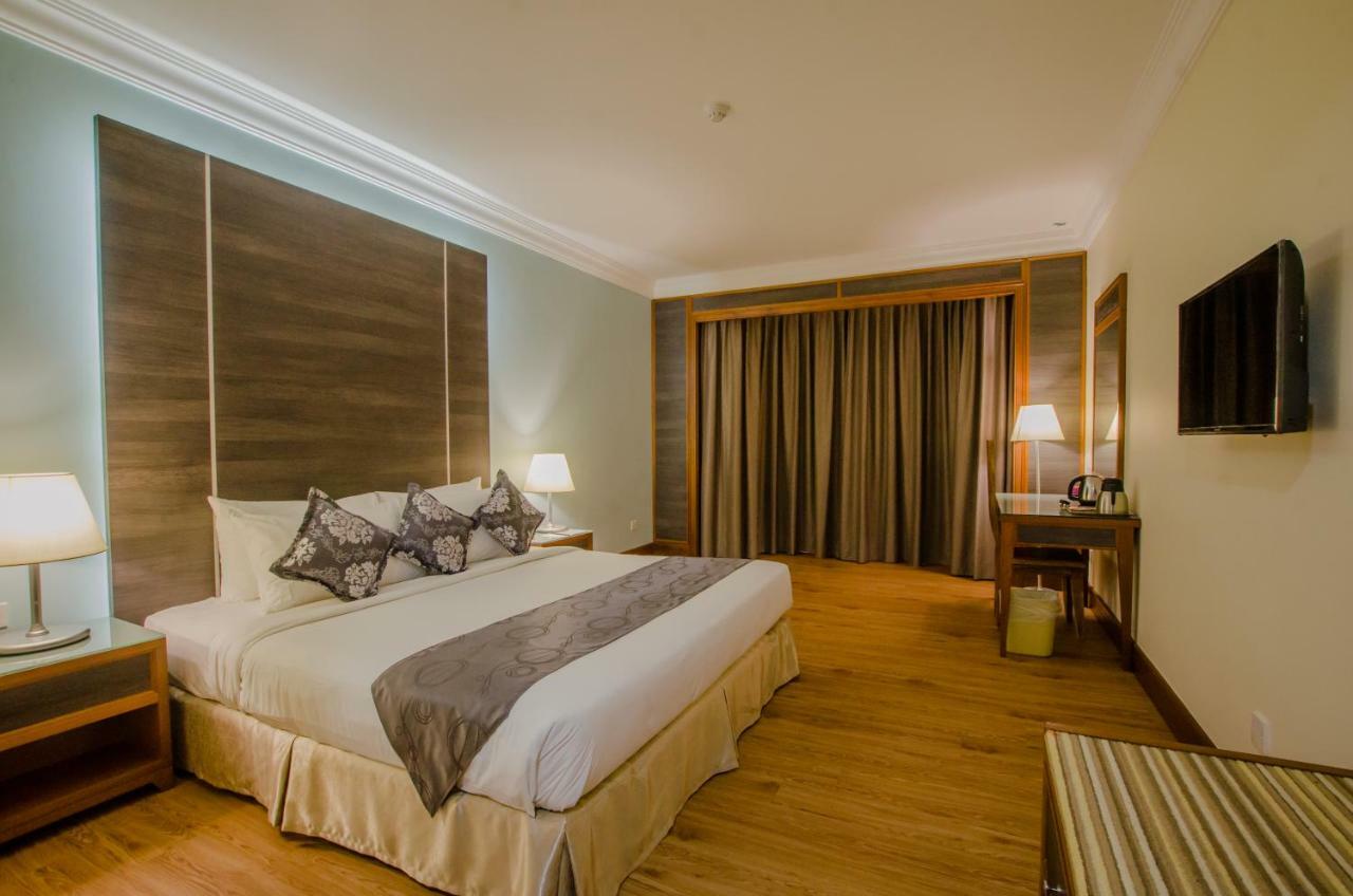 Kingwood Hotel Сібу Екстер'єр фото